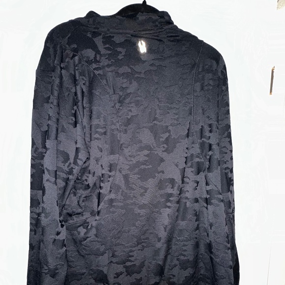 Spyder Black Active Zip Top – XXL - Picture 4 of 4